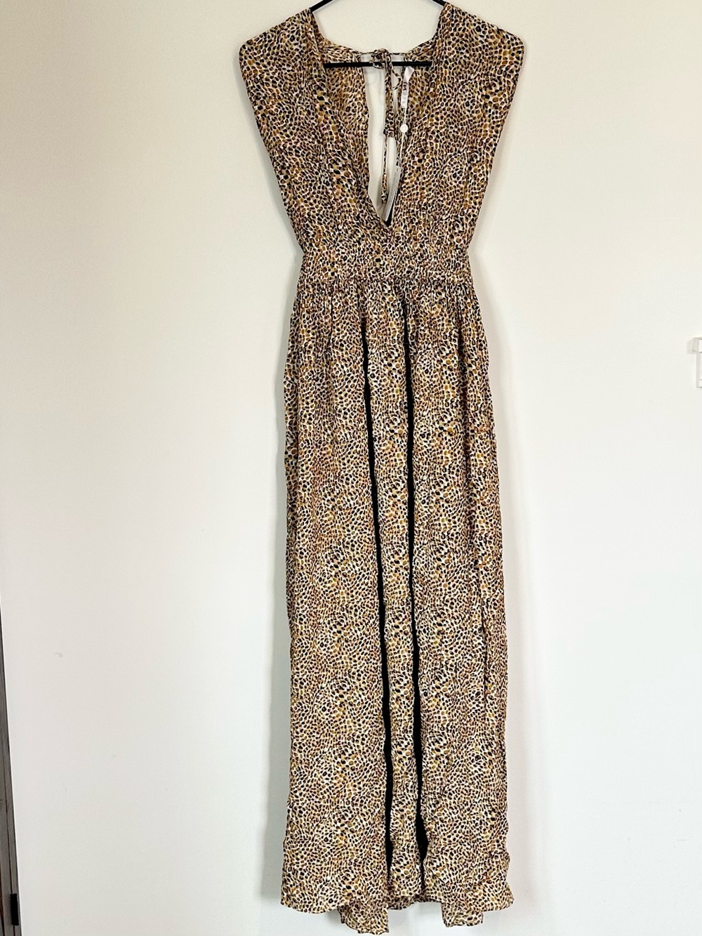 NWT America & Beyond Leopard Print Sleeveless Maxi Dress - Size: Medium